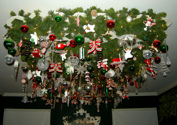 Overhead animated Christmas tree